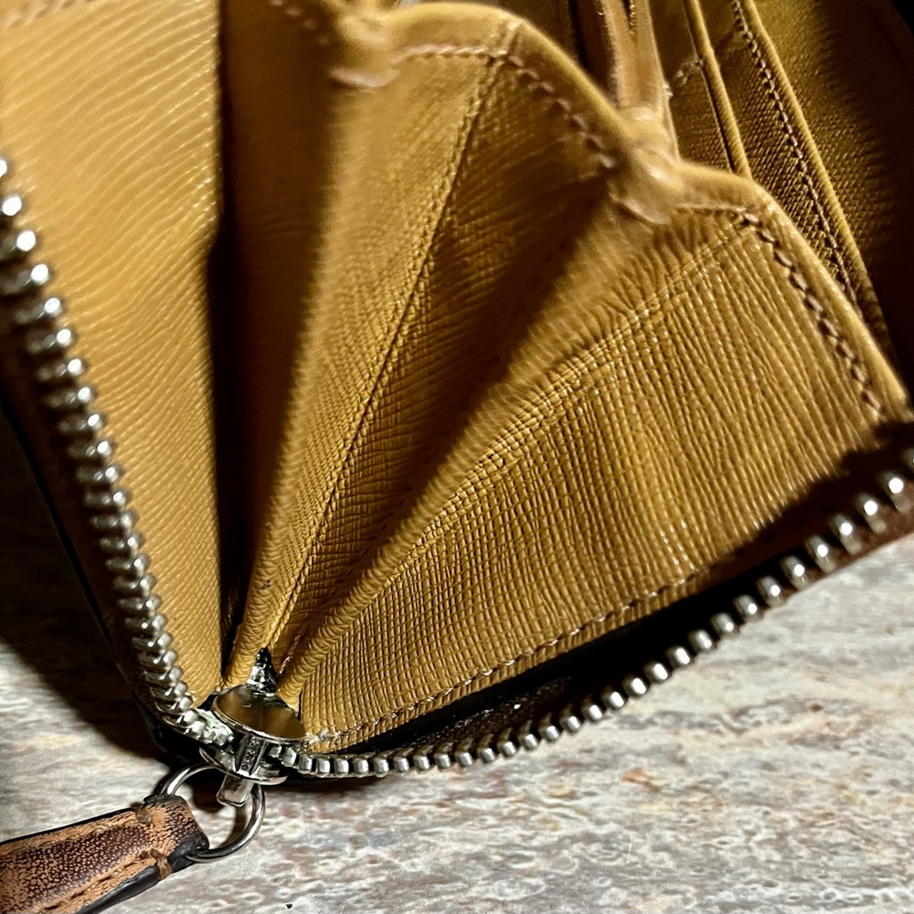 Coach striped zippered wallet - Picture 9 of 16